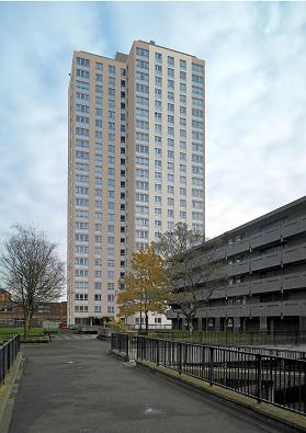 Dundasvale court